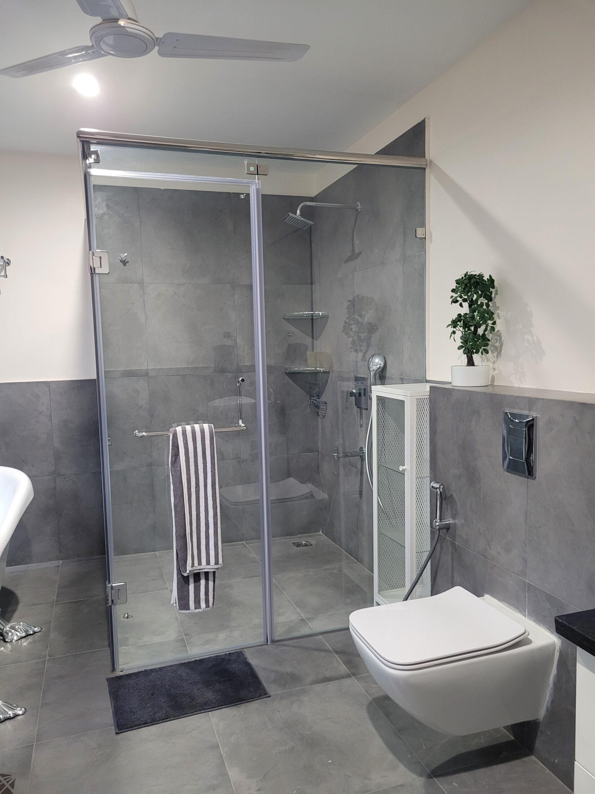 L- Shape Enclosure (2)